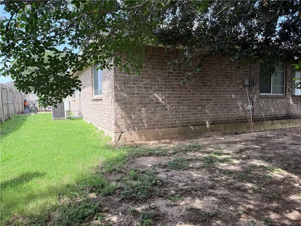 $409,500 | 3809-11 Oldenburg Lane, College Station, TX 77845