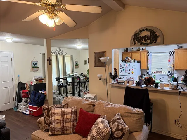$409,500 | 3809-11 Oldenburg Lane, College Station, TX 77845