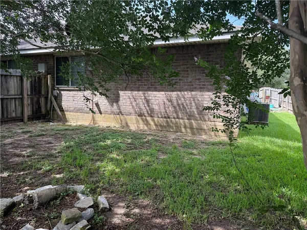 $409,500 | 3809-11 Oldenburg Lane, College Station, TX 77845