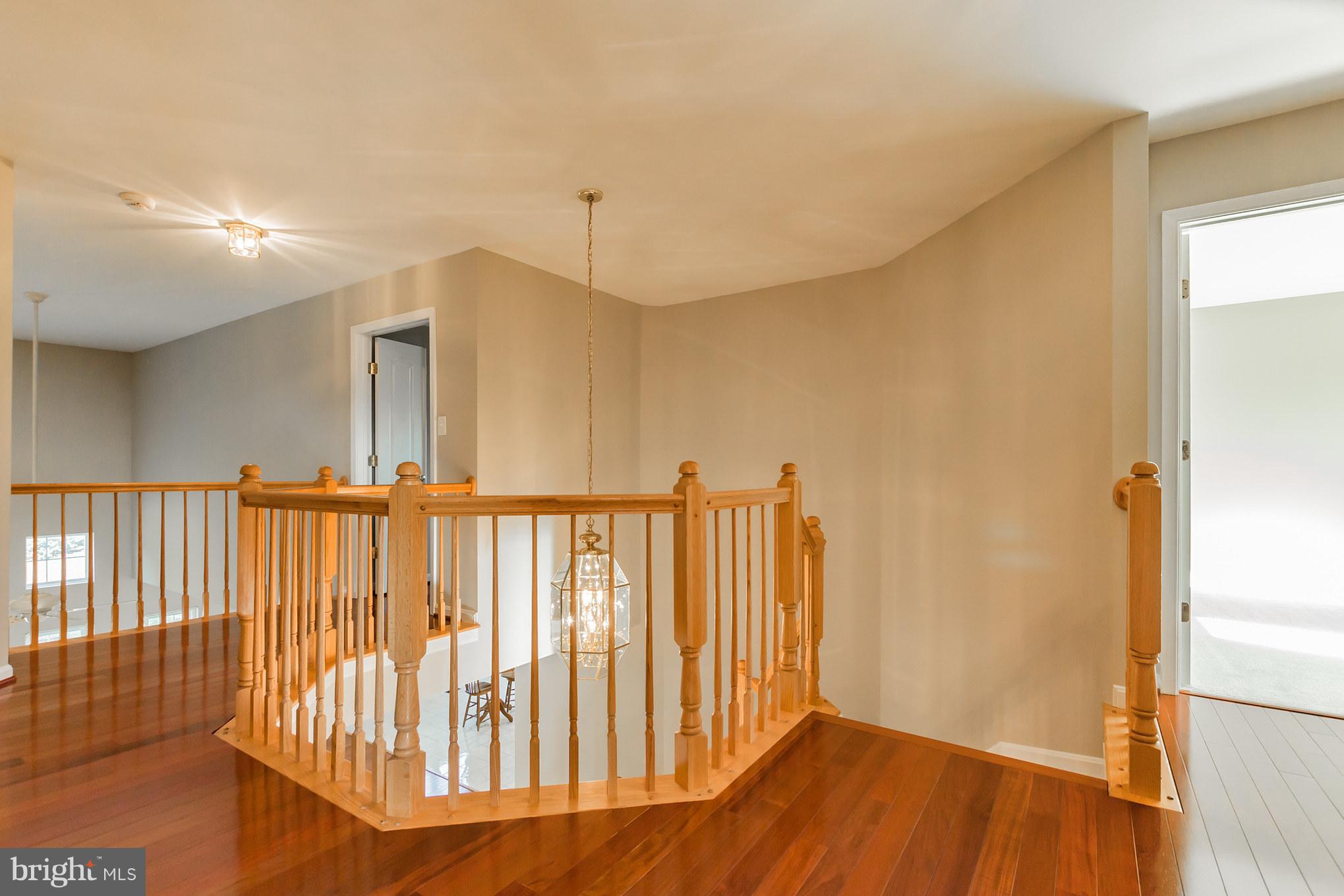 17900 Coachmans Road Germantown, MD 20874 - Photo 14 of 30 Upstairs Landing