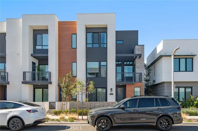a car parked in front of a building