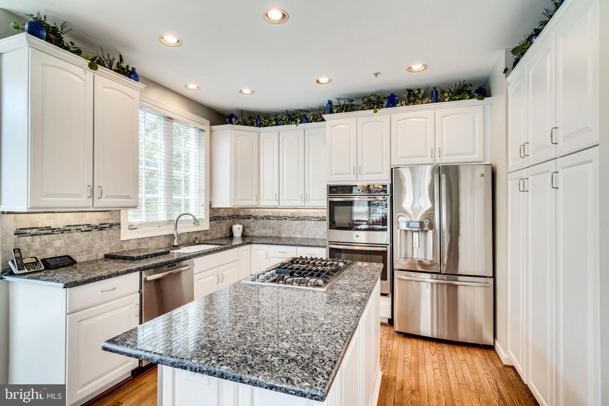 6485 Topsails Lane Springfield, VA 22150 - Photo 17 of 62 Kitchen