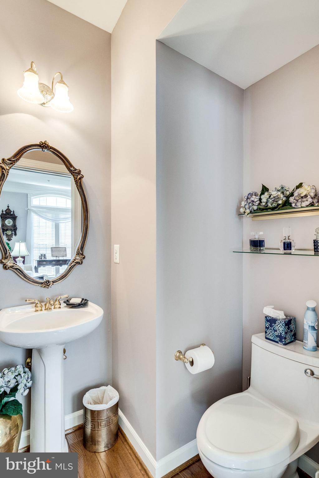 6485 Topsails Lane Springfield, VA 22150 - Photo 24 of 62 Main Level Powder Room