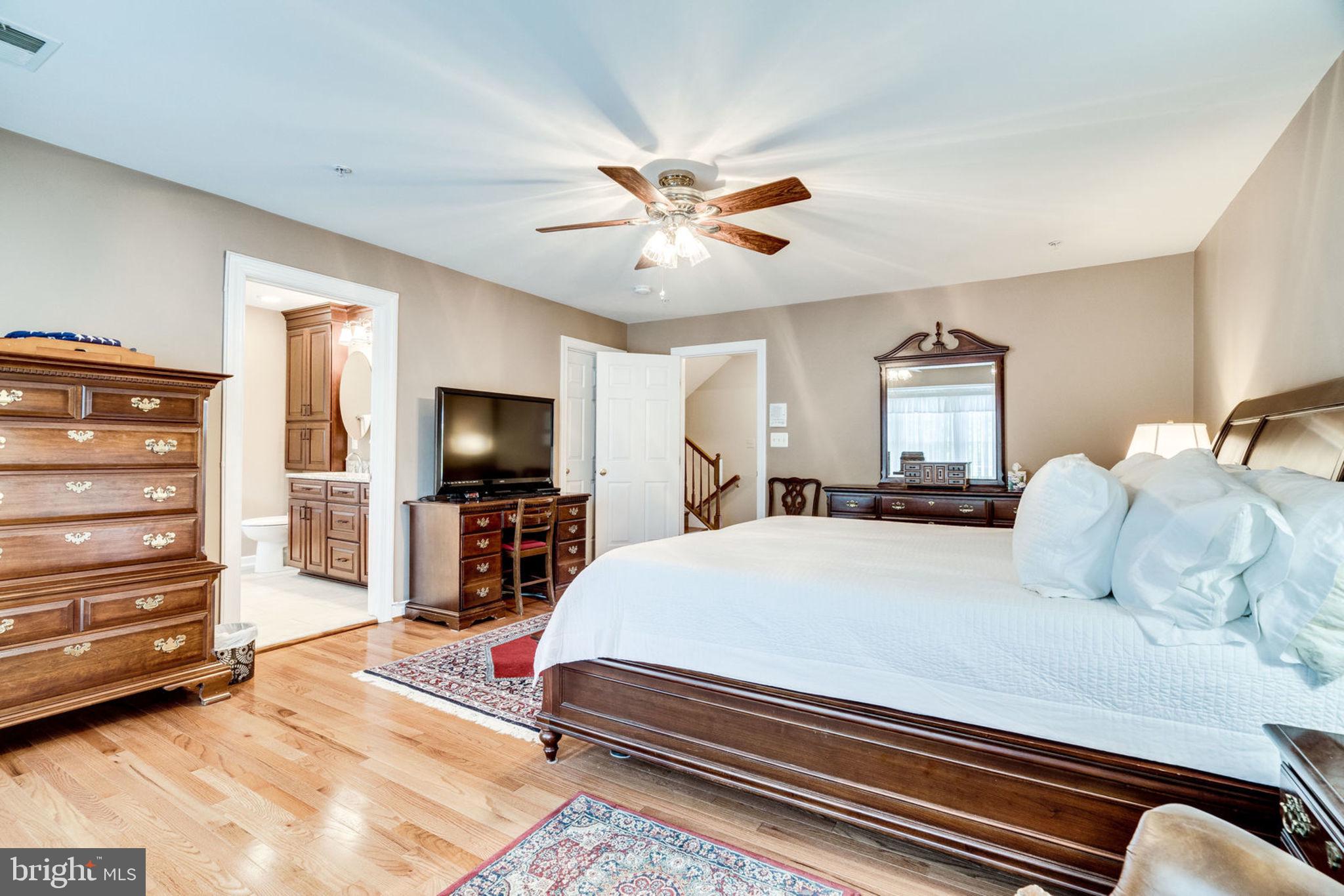 6485 Topsails Lane Springfield, VA 22150 - Photo 30 of 62 Master Bedroom
