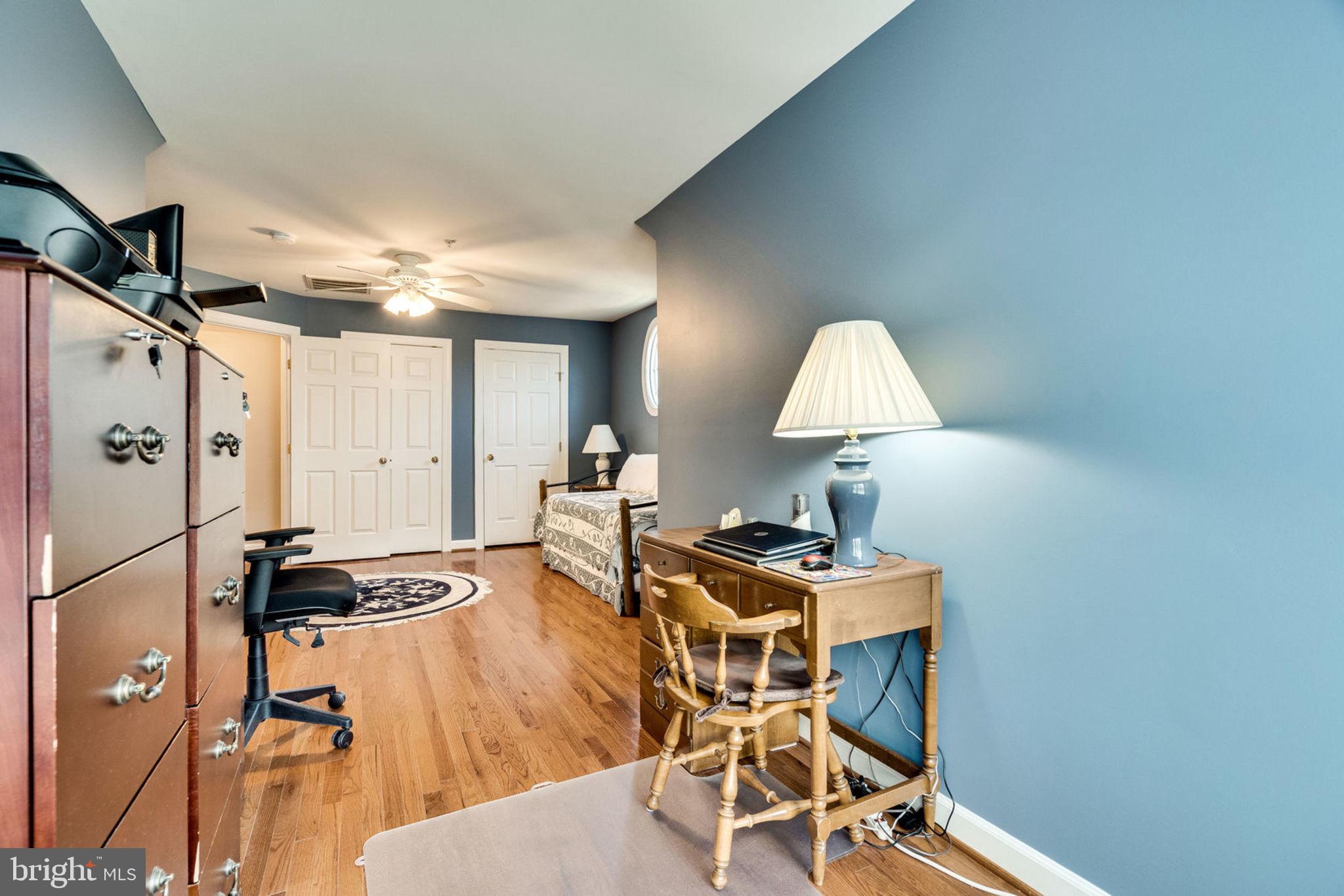 6485 Topsails Lane Springfield, VA 22150 - Photo 44 of 62 3rd Bedroom - Suite with Full Bath