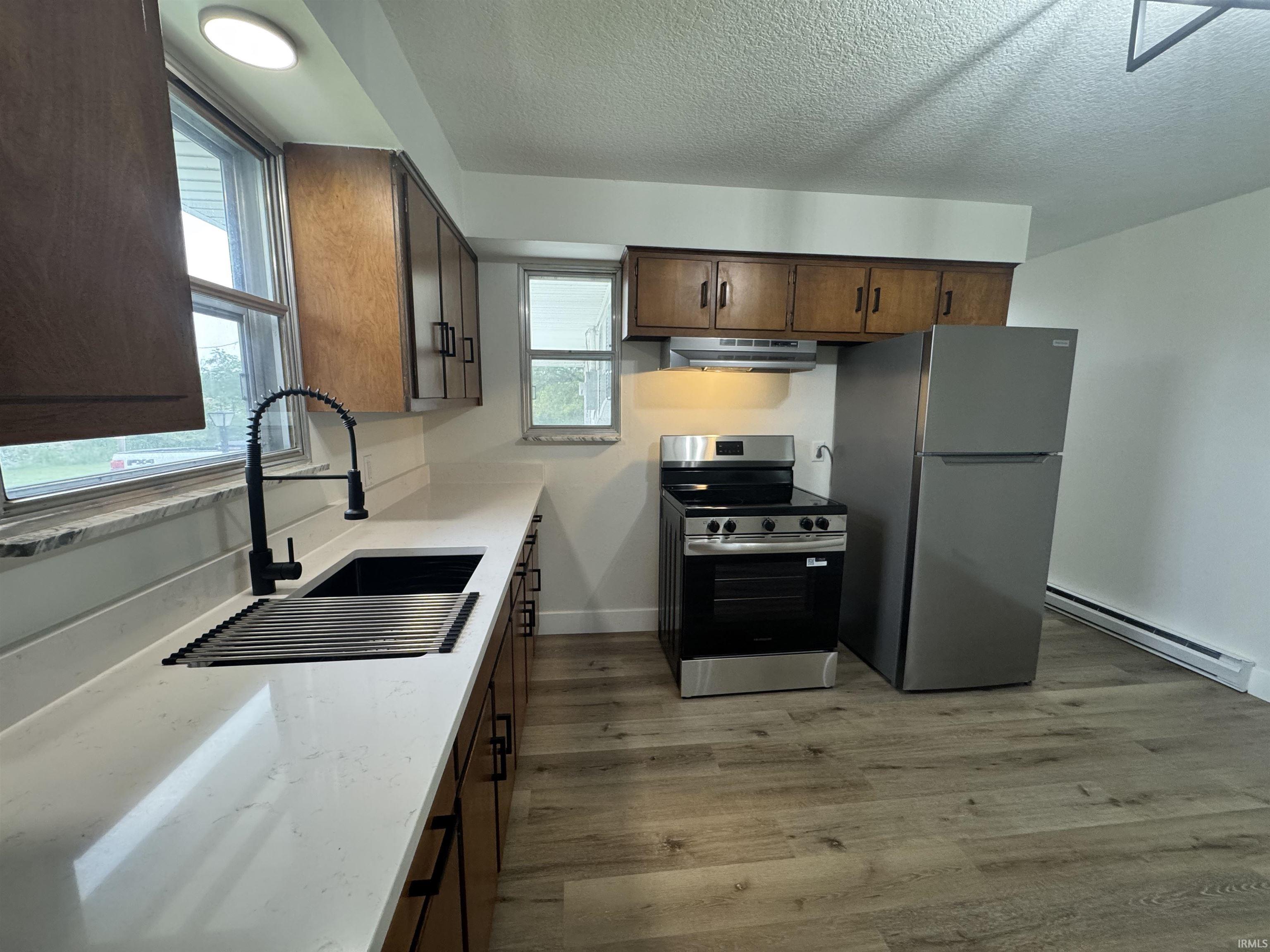 14612 Lower Huntington Road Roanoke, IN 46783 - Photo 12 of 31
