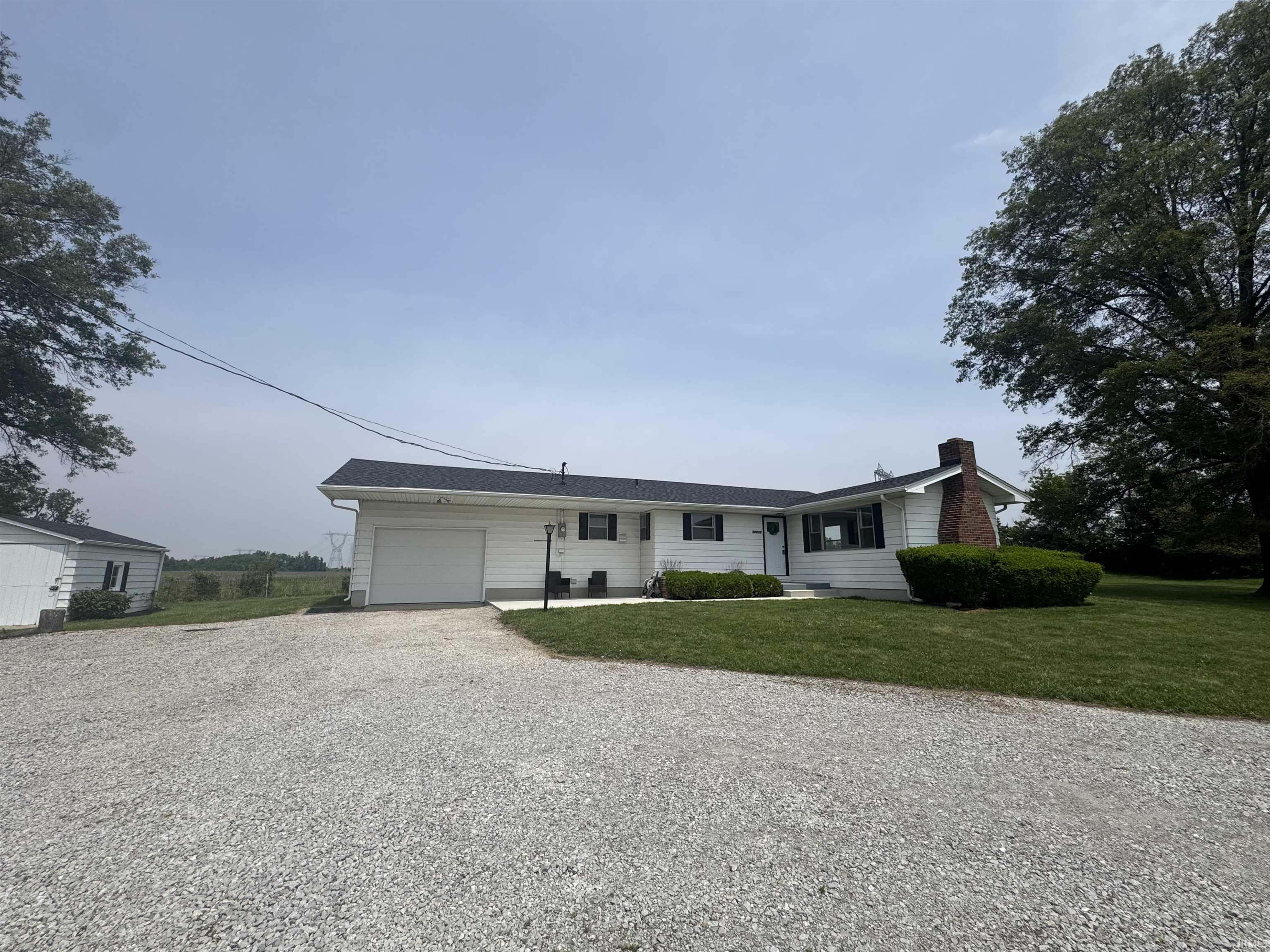 14612 Lower Huntington Road Roanoke, IN 46783 - Photo 2 of 31