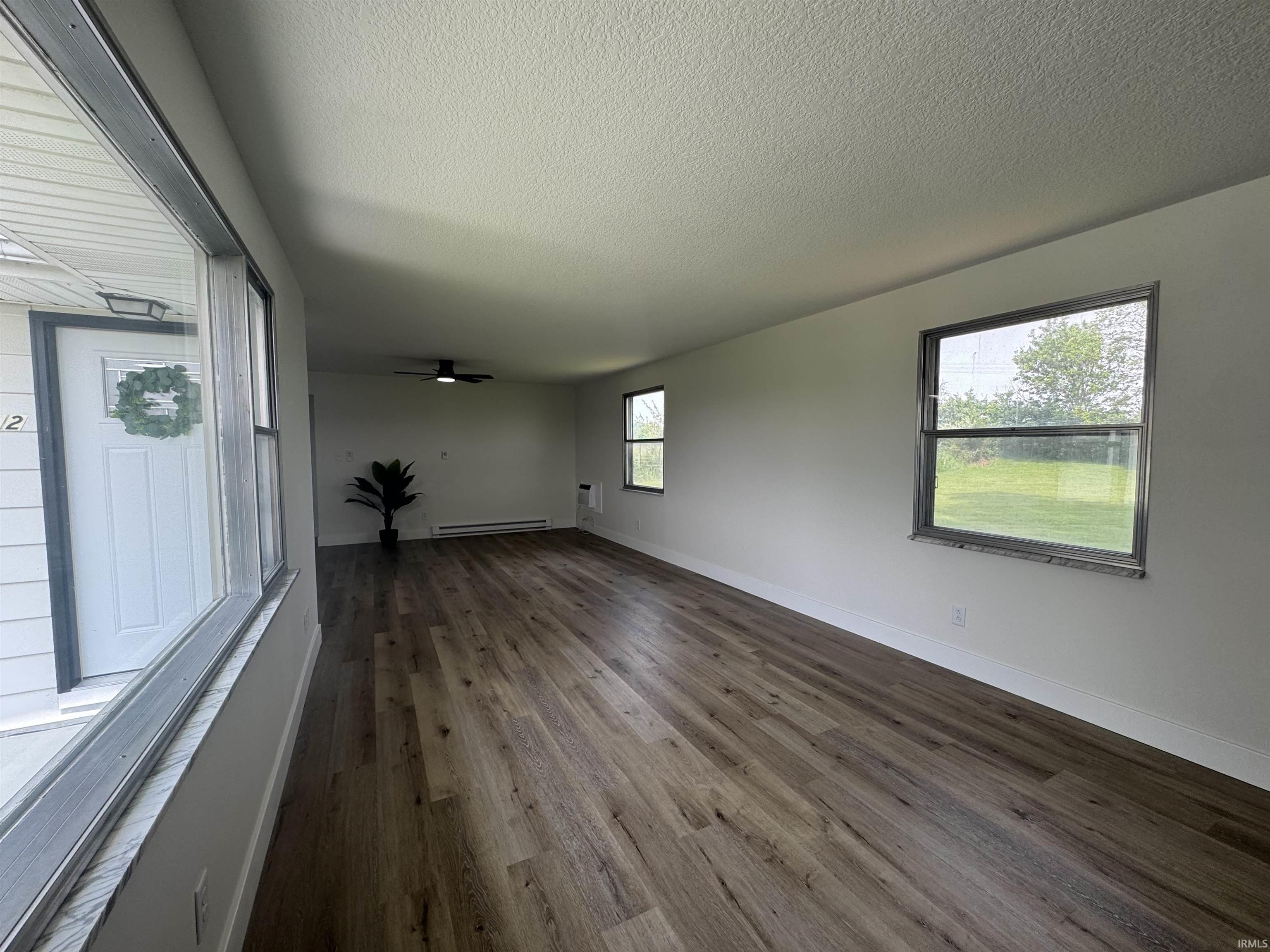 14612 Lower Huntington Road Roanoke, IN 46783 - Photo 9 of 31