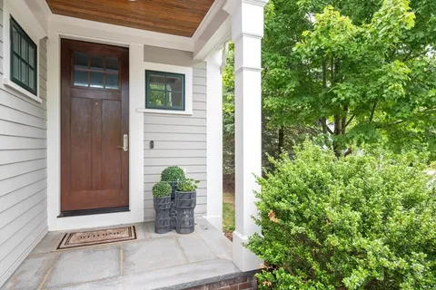 $1,325,000 | 11 Lillian Way, Unit 11, Wayland, MA 01778