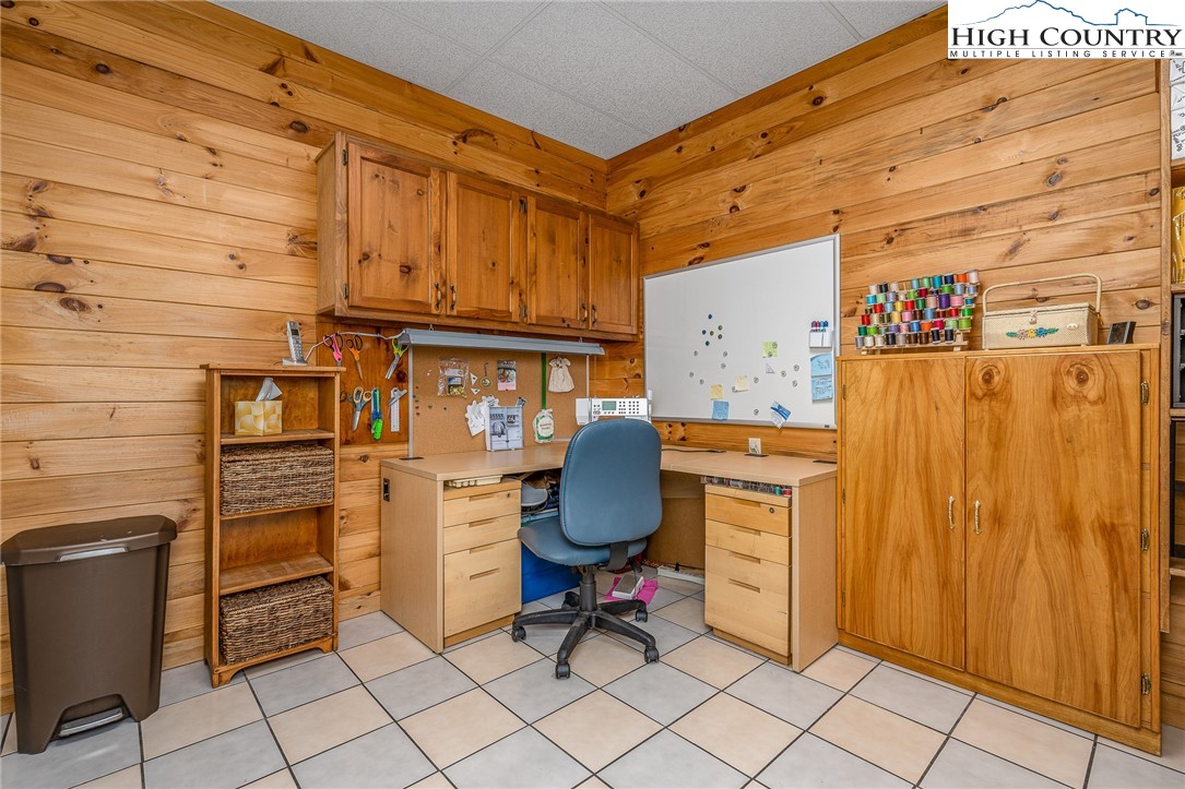 363 Misty Mountain Road Boone, NC 28607 - Photo 44 of 50 a workspace with furniture
