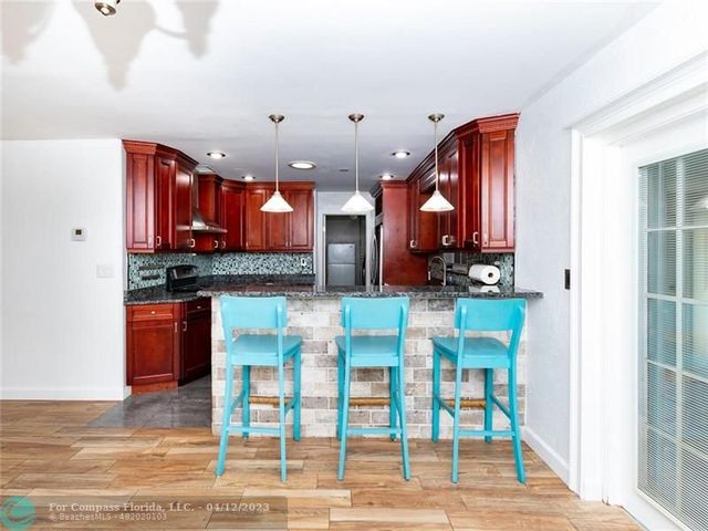 $630,000 | 5010 Northeast 22nd Avenue, Lighthouse Point, FL 33064