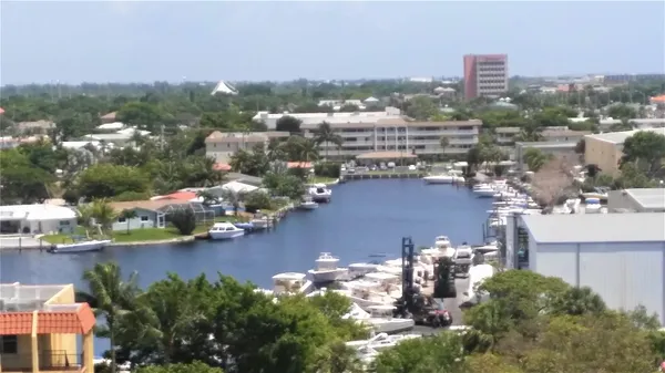 $1,750 | 777 South Federal Highway, Unit PH 4, Pompano Beach, FL 33062