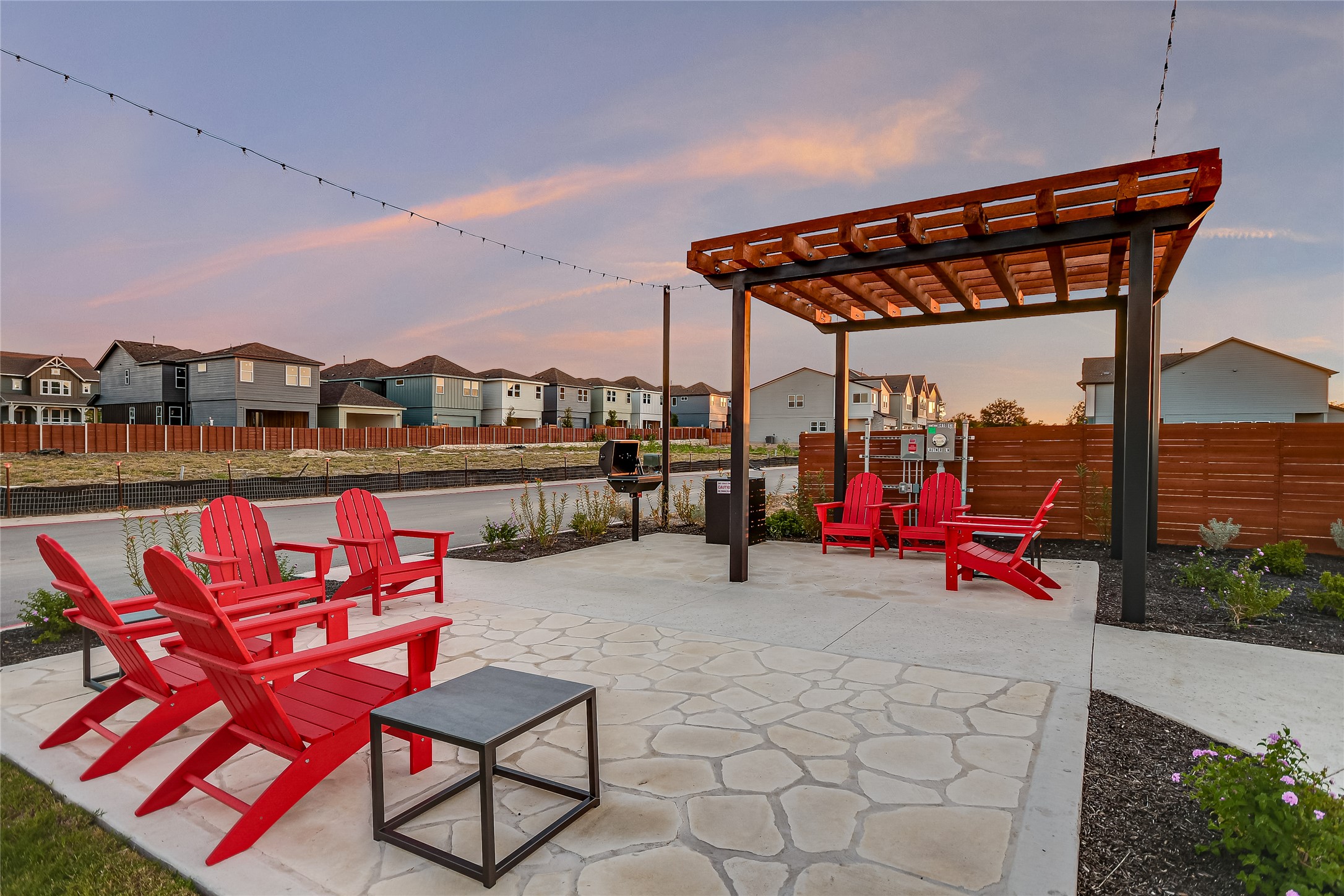 6317 Lautner Lane Austin, TX 78747 - Photo 3 of 9 Picnic Area View