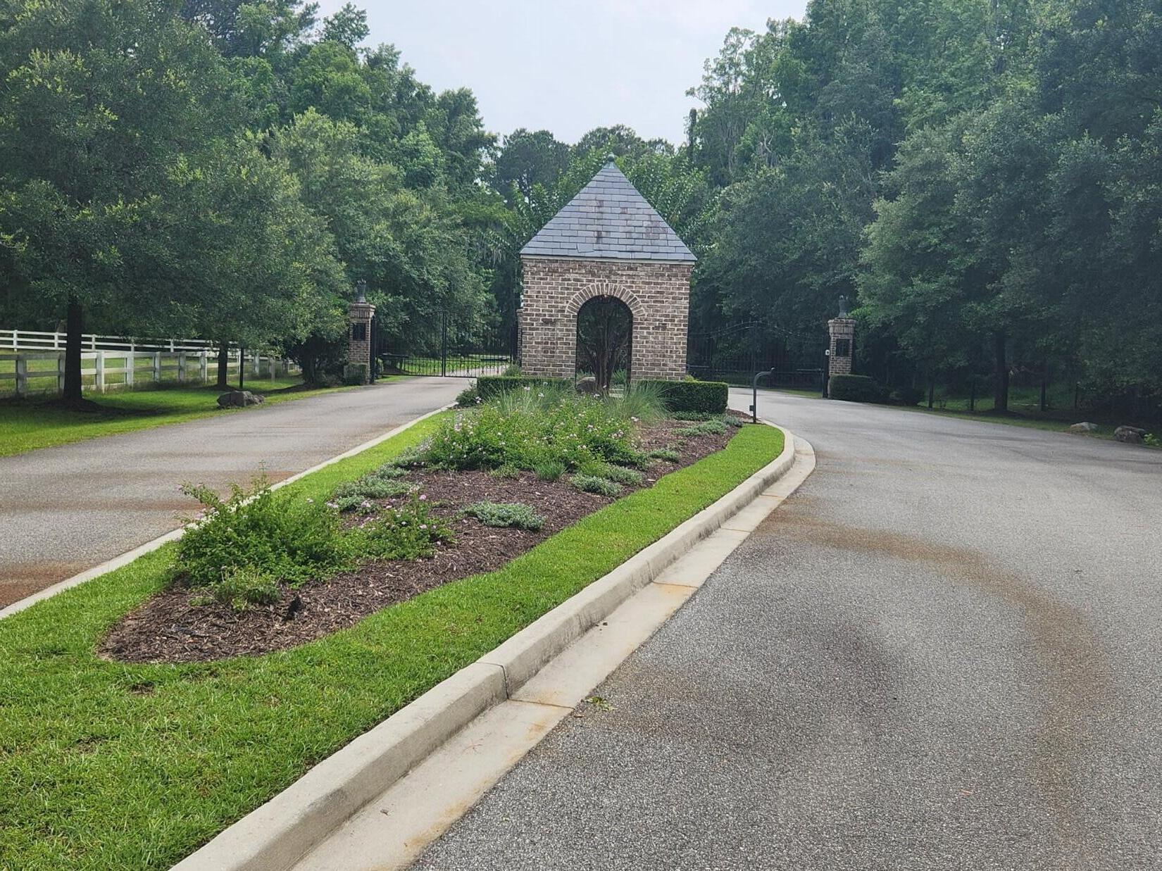 0 Bridal Path Boulevard Hardeeville, SC 29927 - Photo 3 of 36 Main Gate