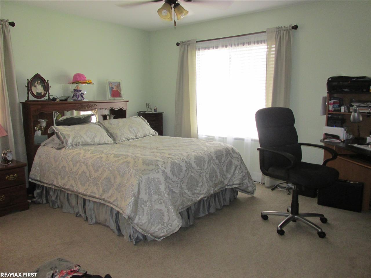 280 Alter Road Detroit, MI 48215 - Photo 17 of 27 31318590-21.JPG