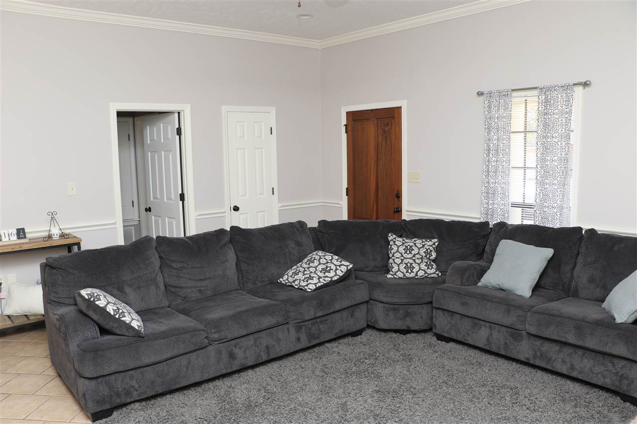 1800 Springridge Drive Jackson, MS 39211 - Photo 4 of 15 Photo 4