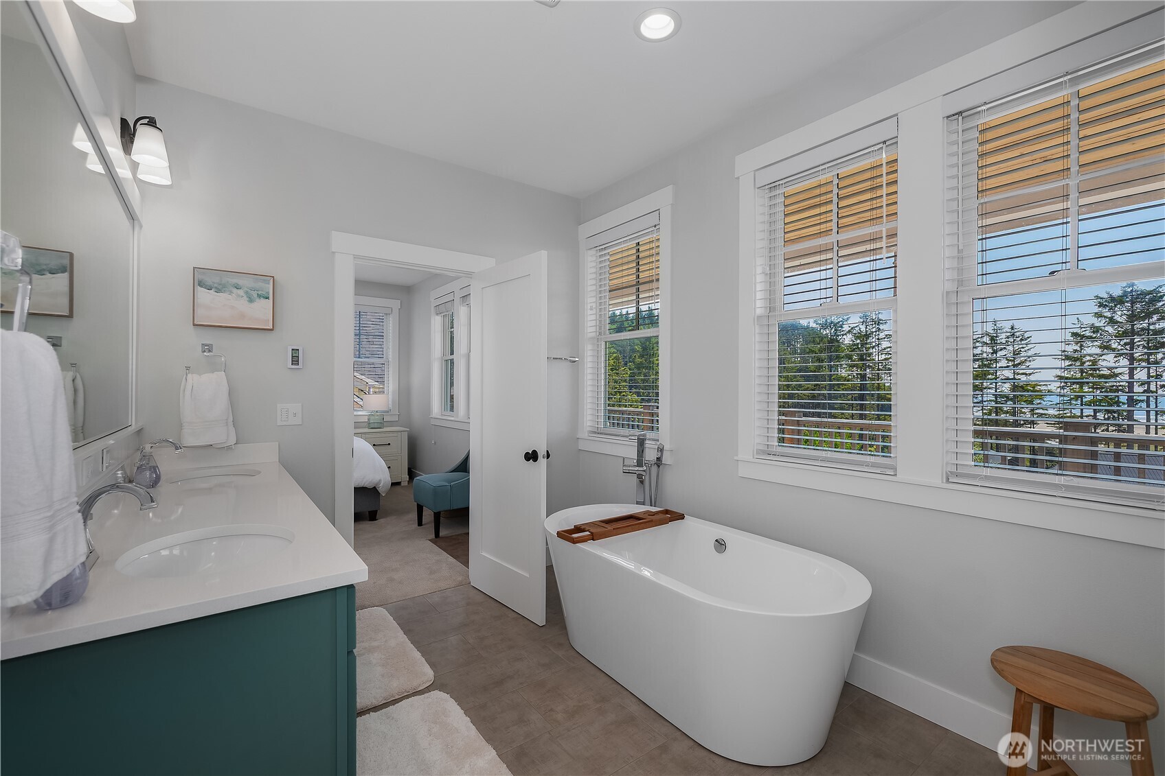 18 Hidden Cove Loop Pacific Beach, WA 98571 - Photo 12 of 35