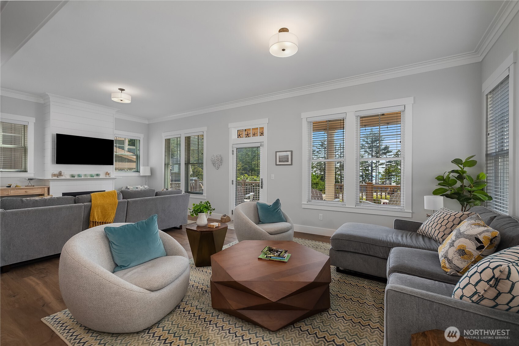 18 Hidden Cove Loop Pacific Beach, WA 98571 - Photo 3 of 35