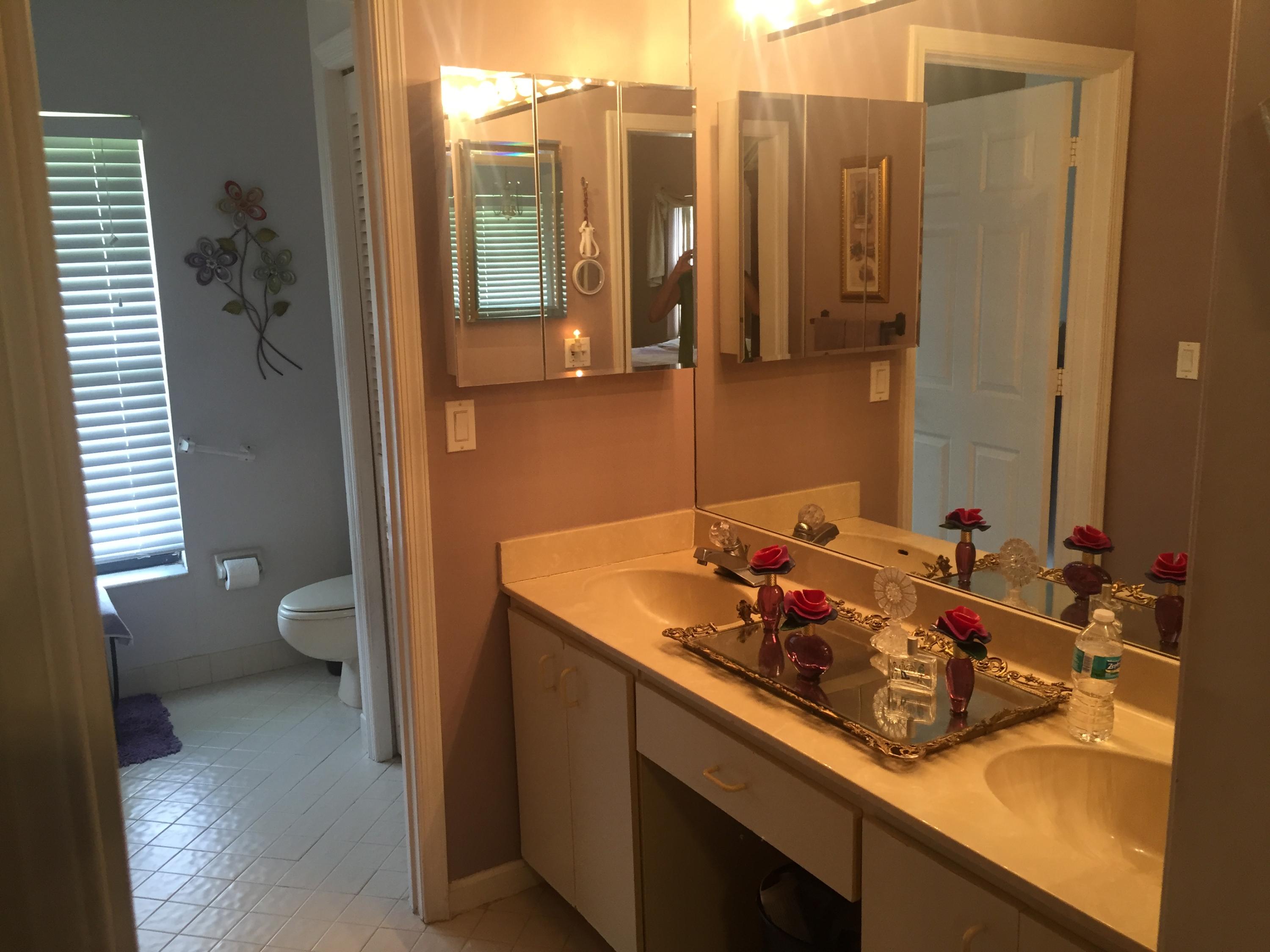 7851 San Marcos Place Boca Raton, FL 33433 - Photo 12 of 20 master bath