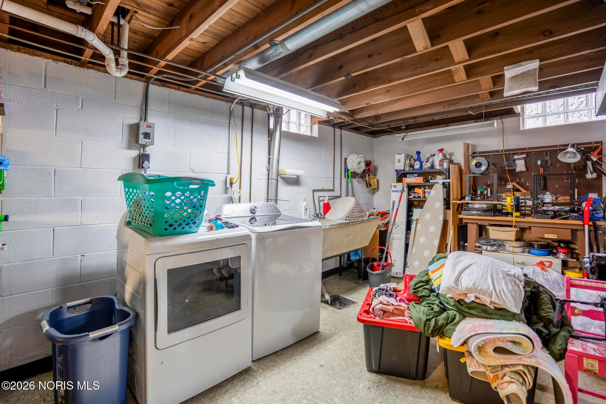 3906 Garrison Road Toledo, OH 43613 - Photo 23 of 28 DSC06566-HDR