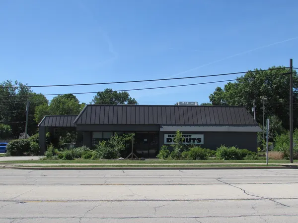 $365,000 | 901 East Southline Road, Tuscola, IL 61953