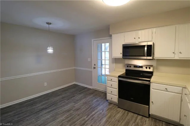 $1,100 | 4007 South Bend Drive, Unit 104, Winston-Salem, NC 27107