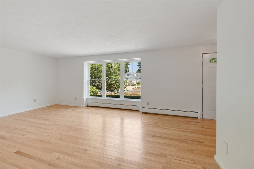 24 Fiddler's Cove Road Falmouth, MA 02556 - Photo 15 of 27