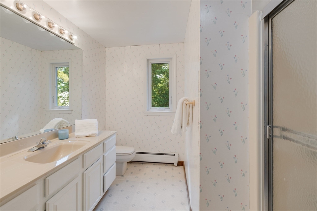 24 Fiddler's Cove Road Falmouth, MA 02556 - Photo 18 of 27