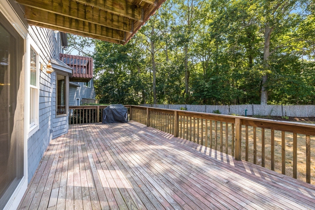 24 Fiddler's Cove Road Falmouth, MA 02556 - Photo 26 of 27