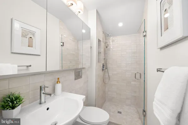 $1,225,000 | 2612 Spencer Road, Chevy Chase, MD 20815