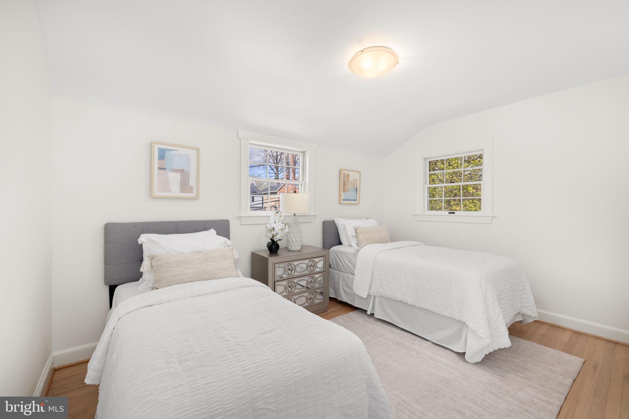 2612 Spencer Road Chevy Chase, MD 20815 - Photo 15 of 36 2nd bedroom