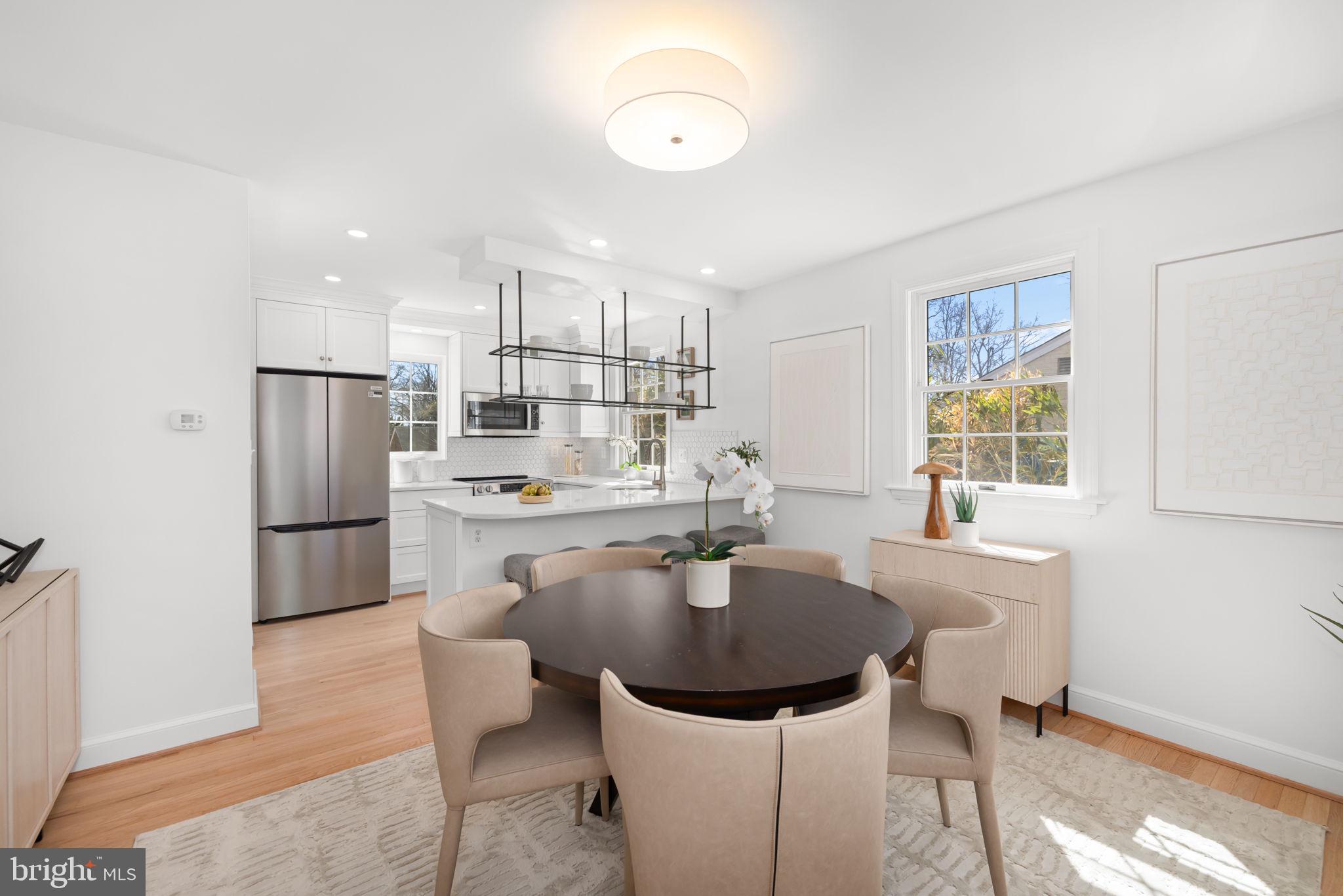 2612 Spencer Road Chevy Chase, MD 20815 - Photo 8 of 36 Dining area
