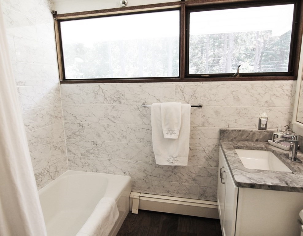 8 Boyce Farm Road Lincoln, MA 01773 - Photo 12 of 27