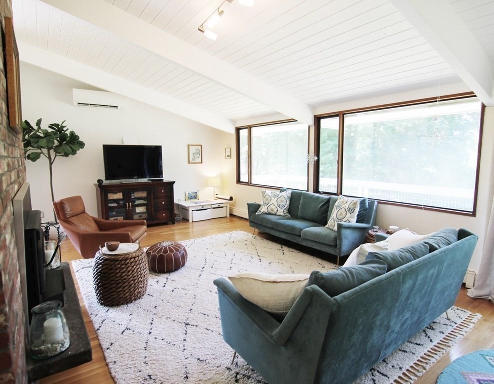 8 Boyce Farm Road Lincoln, MA 01773 - Photo 3 of 27