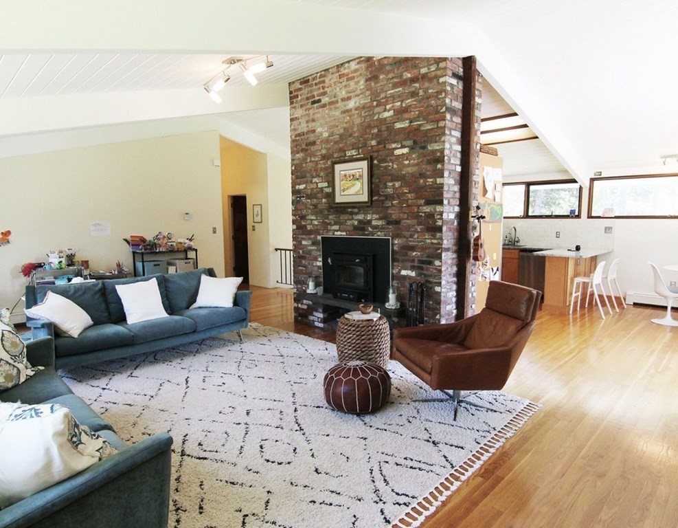 8 Boyce Farm Road Lincoln, MA 01773 - Photo 4 of 27