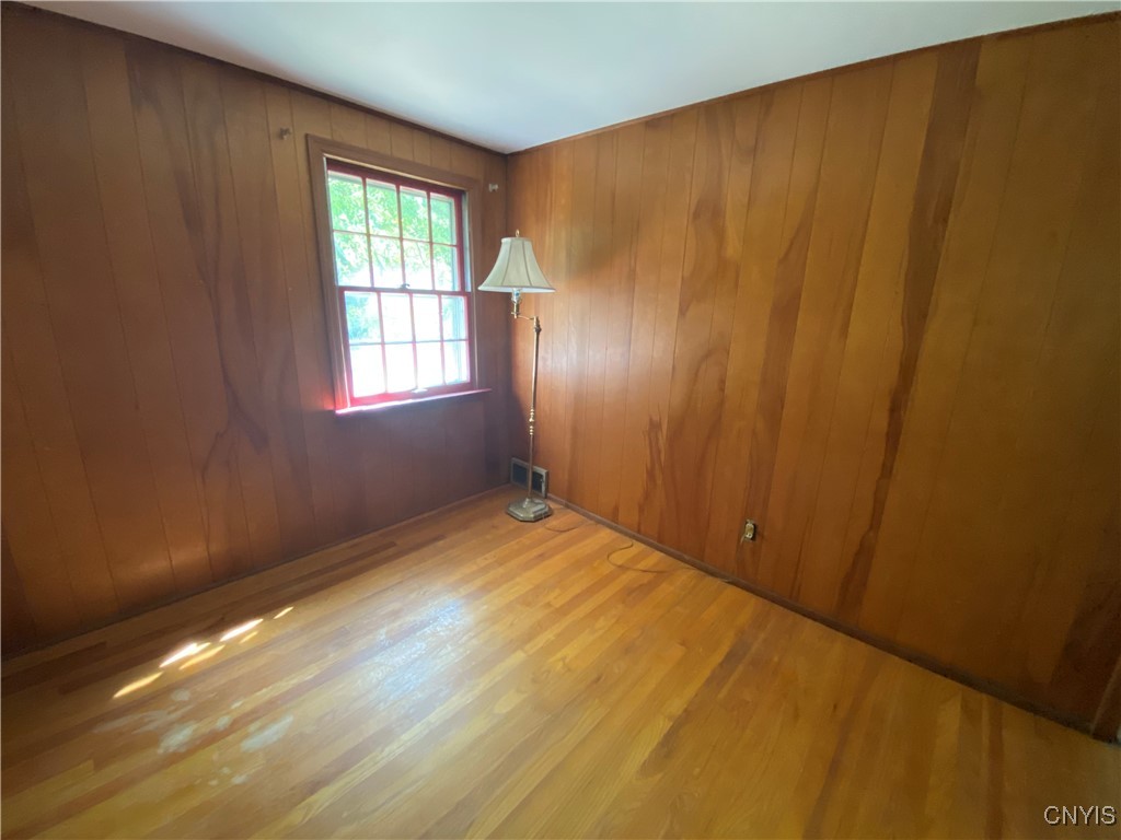 103 Paris Road New Hartford, NY 13413 - Photo 29 of 45