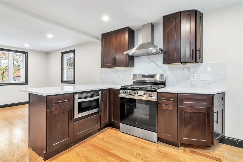 133 Salem Road Billerica, MA 01821 - Photo 9 of 31 Gallery Image 9