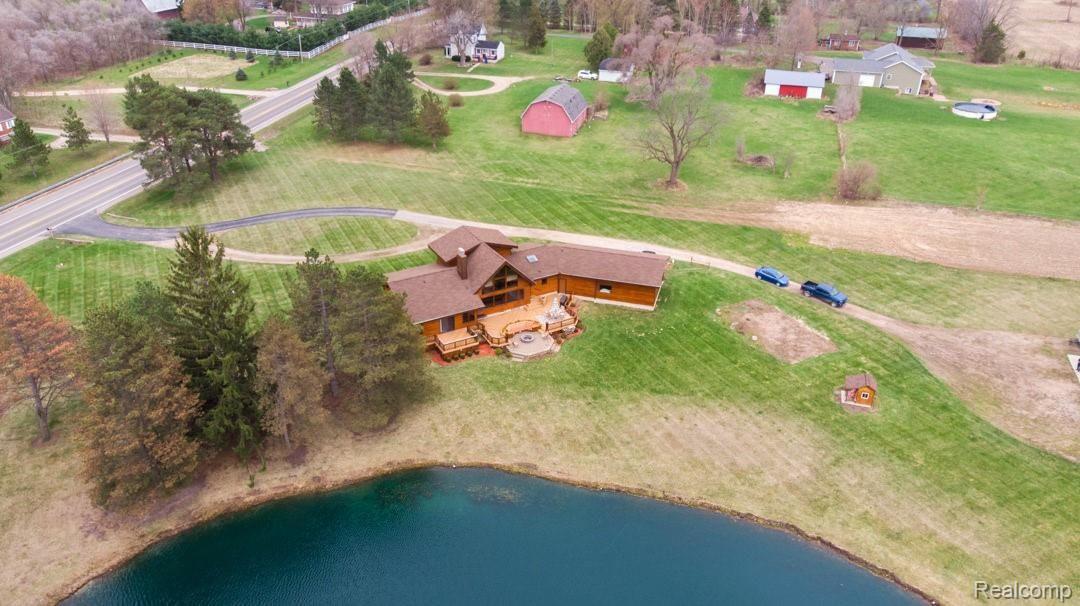 4353 North Irish Road Davison, MI 48423 - Photo 6 of 43 4353-N-Irish-Rd-04.jpg