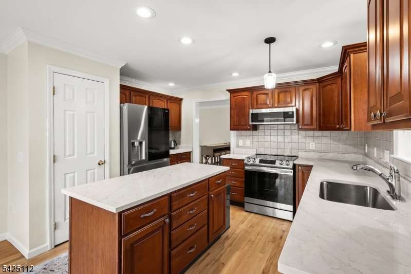 112 Peapack Road, Unit 2 Far Hills, NJ 07931 - Photo 12 of 47