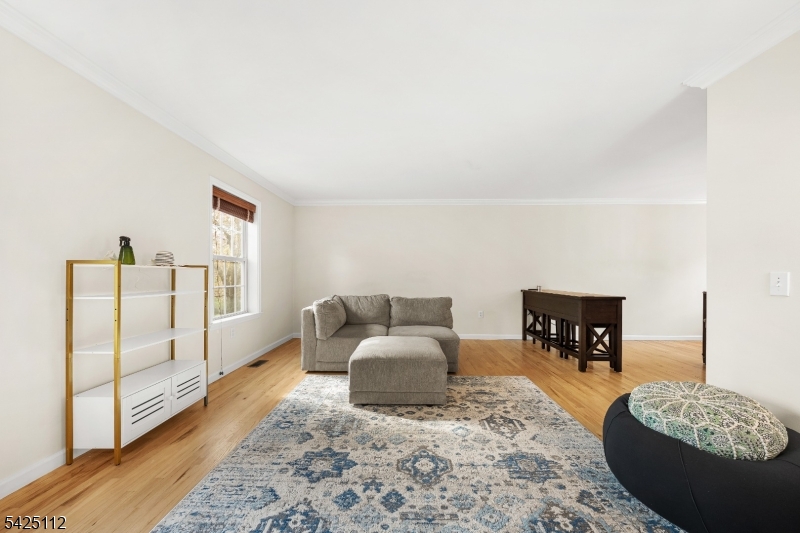 112 Peapack Road, Unit 2 Far Hills, NJ 07931 - Photo 4 of 47