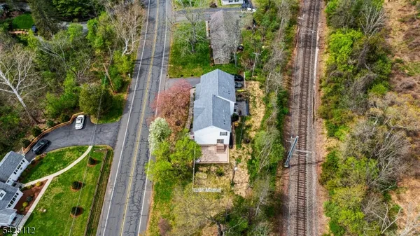 $749,900 | 112 Peapack Road, Unit 2, Far Hills, NJ 07931