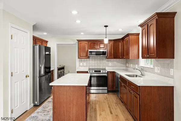 $749,900 | 112 Peapack Road, Unit 2, Far Hills, NJ 07931