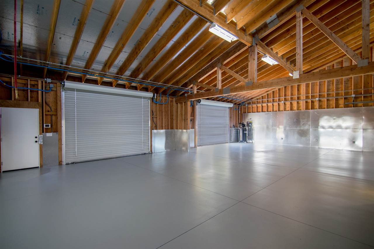 4605 Hana Highway Haiku, HI 96708 - Photo 24 of 30 a view of empty room with wooden floor