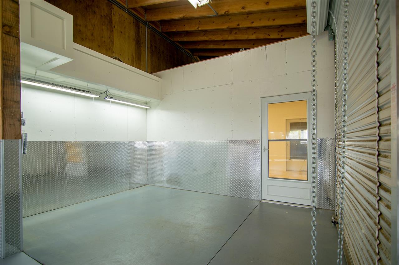 4605 Hana Highway Haiku, HI 96708 - Photo 26 of 30 a bathroom with a shower