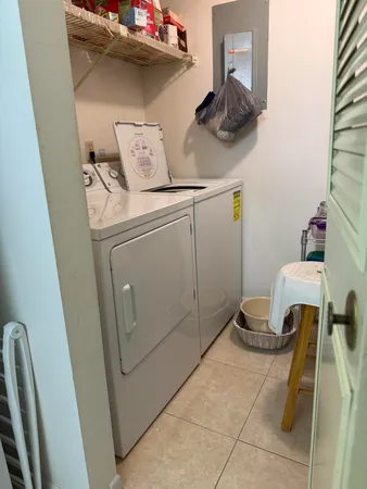 $1,450 | 133 Lake Pine Circle, Unit B1, Greenacres, FL 33463