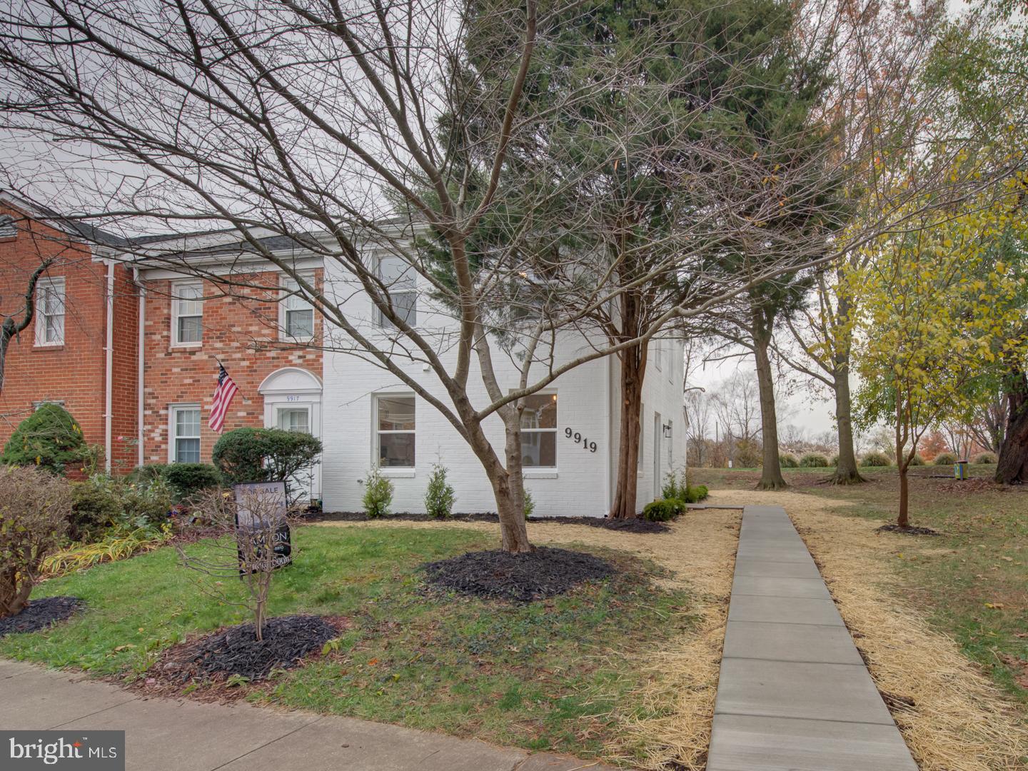 9919 Hampton Road Manassas, VA 20110 - Photo 3 of 47