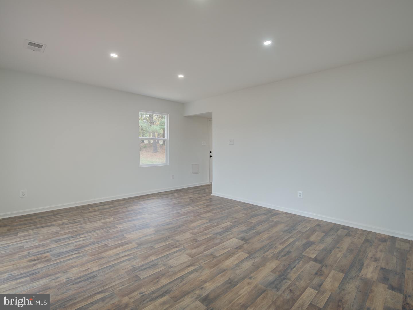 9919 Hampton Road Manassas, VA 20110 - Photo 38 of 47