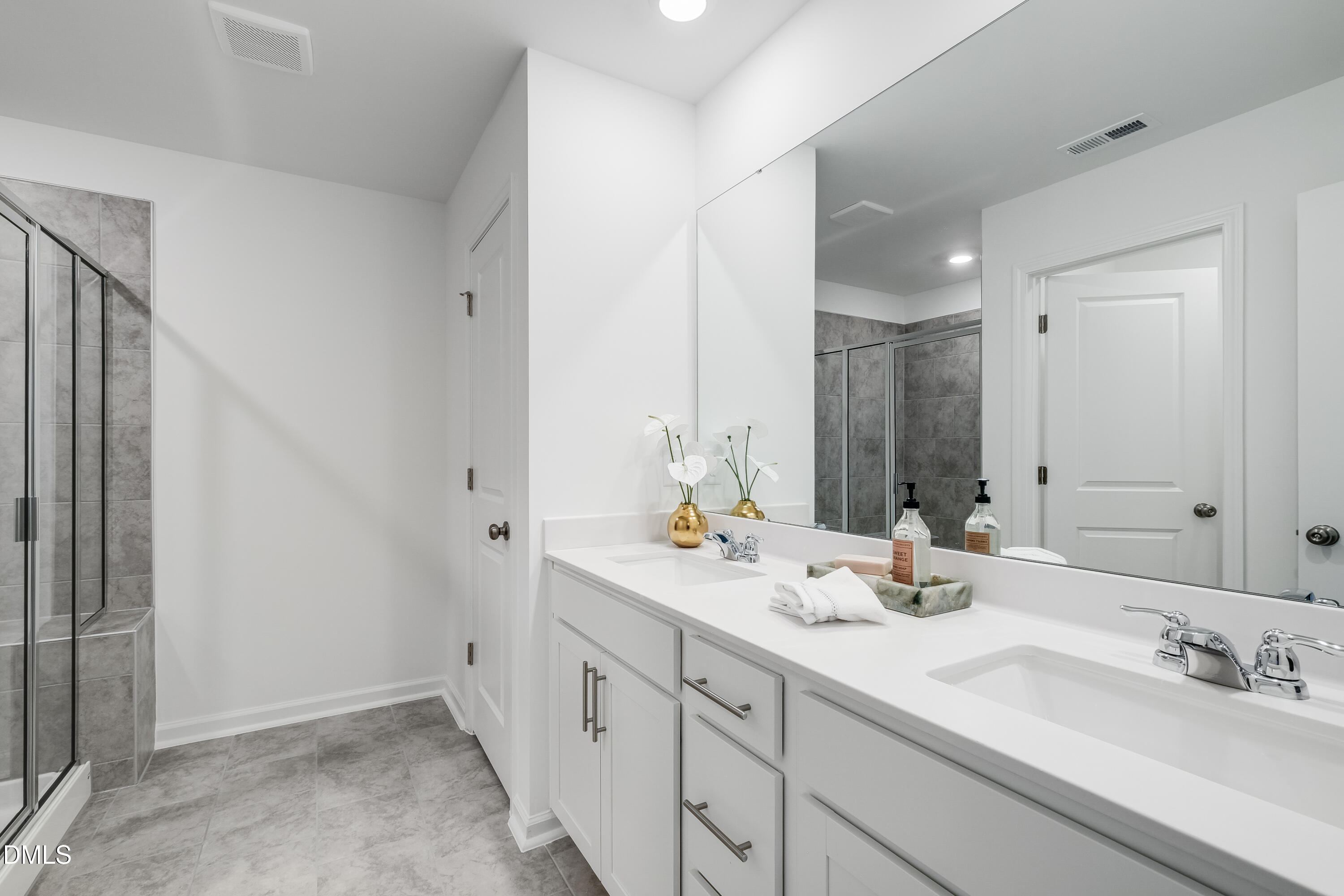2206 Caen Street, Unit 7 Raleigh, NC 27610 - Photo 20 of 23 SUN_StellaView_Pic_Coleman_Owners_Bath_1