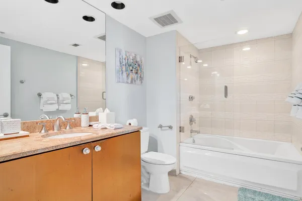 $9,000 | 1551 North Flagler Drive, Unit 916917, West Palm Beach, FL 33401