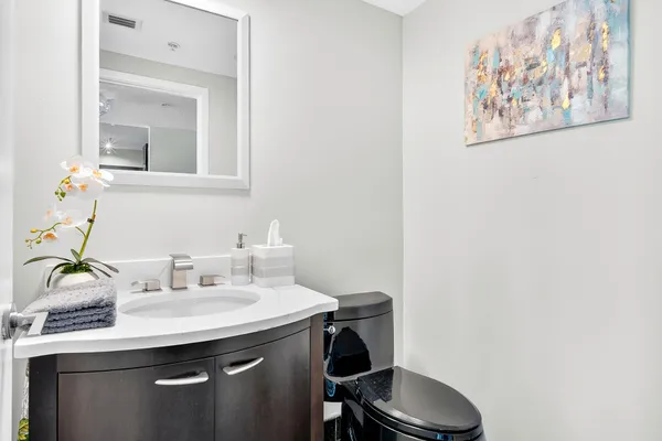 $9,000 | 1551 North Flagler Drive, Unit 916917, West Palm Beach, FL 33401